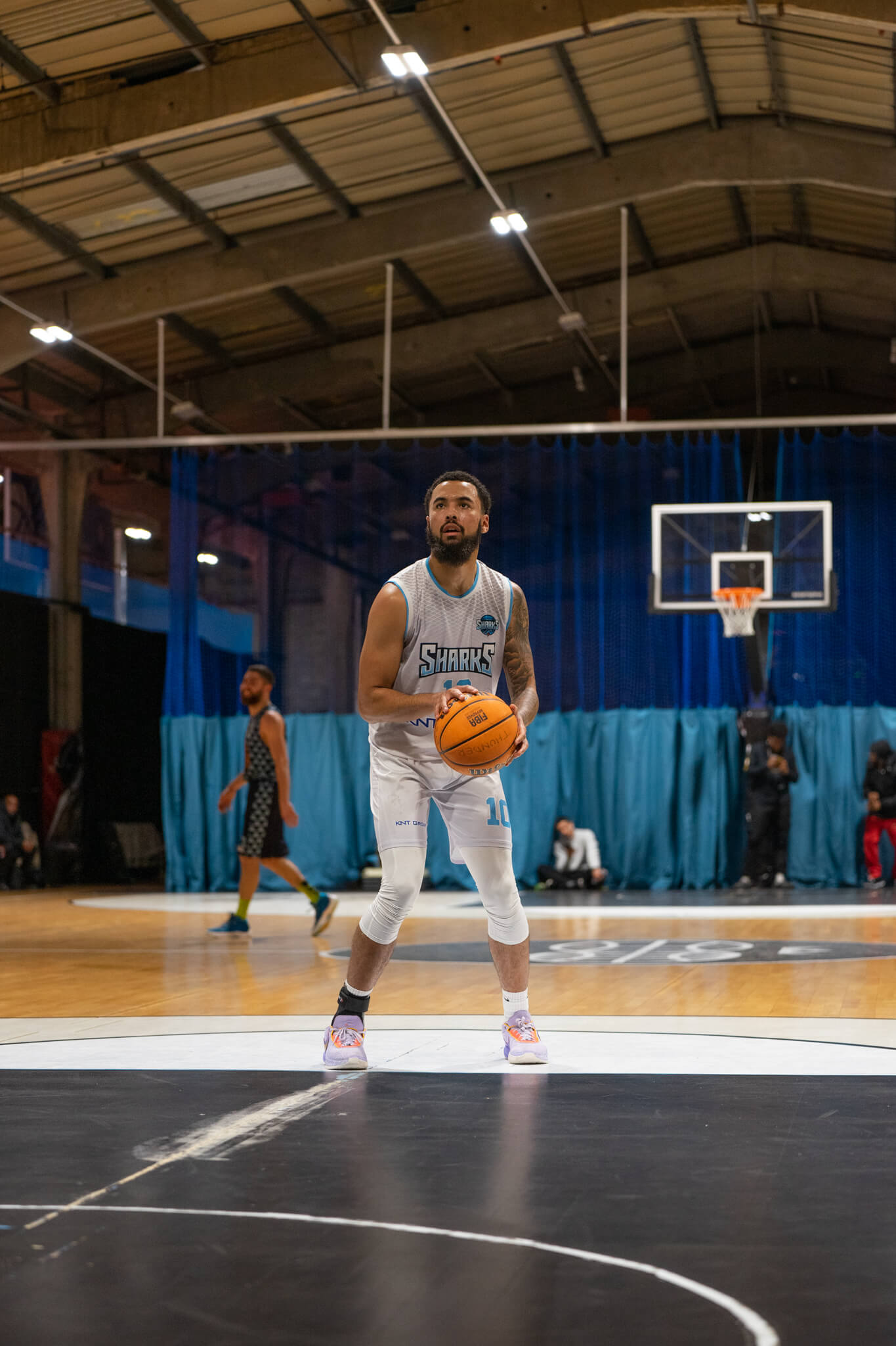 London Sharks (105)
