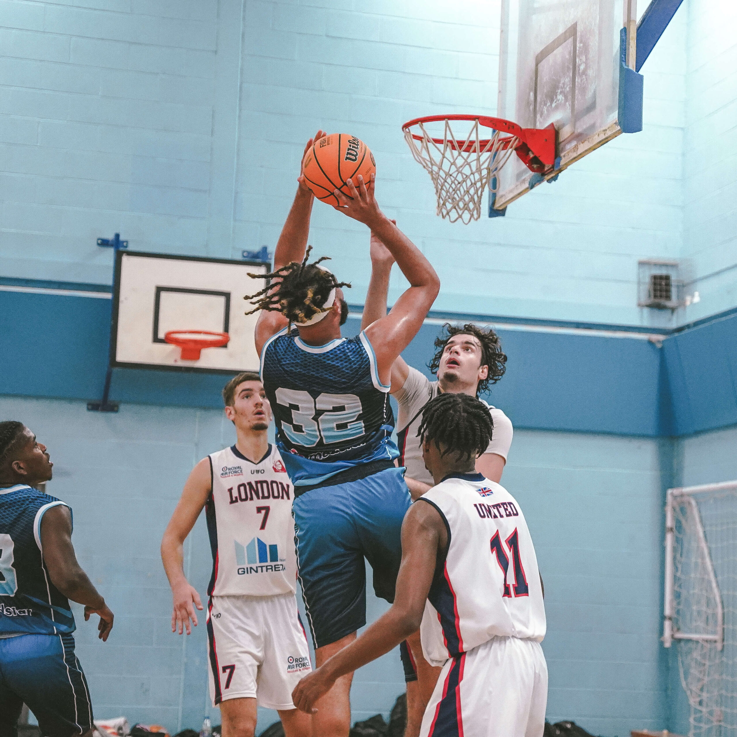 London Sharks (107)
