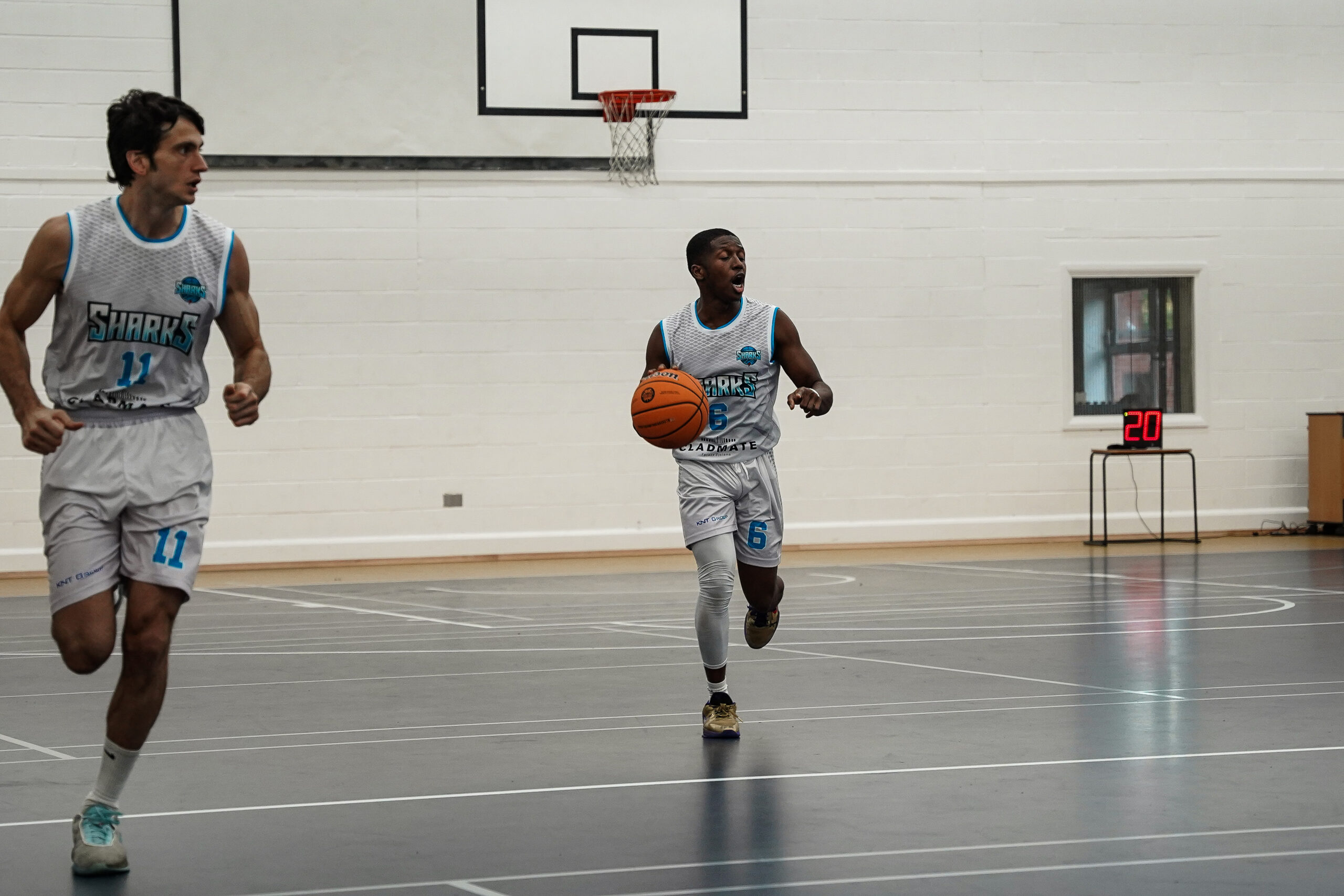London Sharks (110)