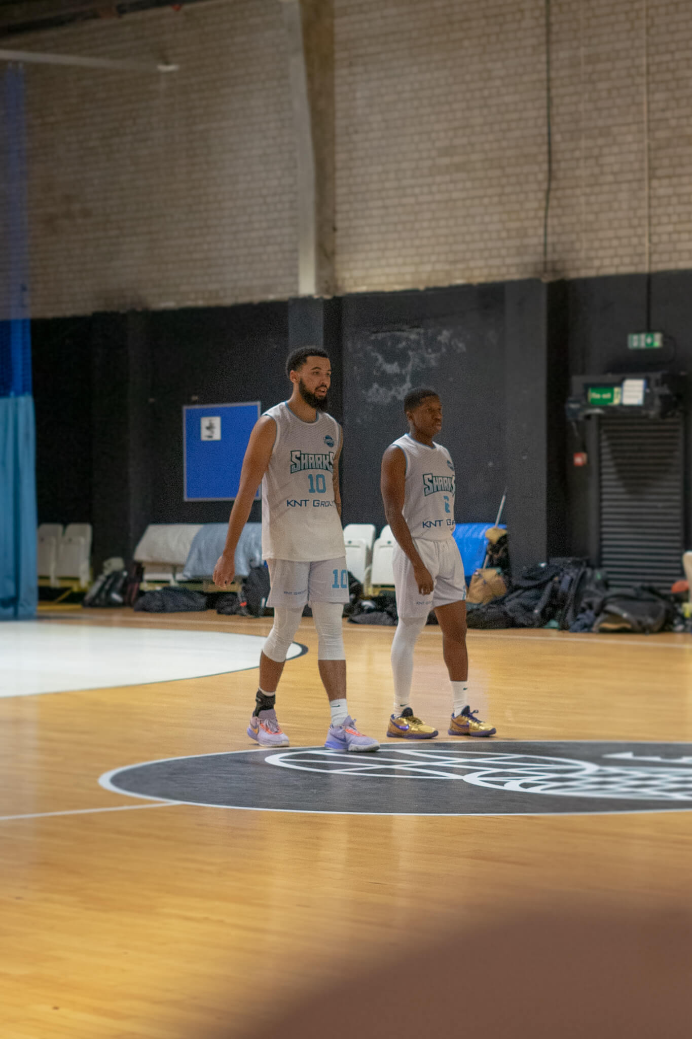 London Sharks (87)